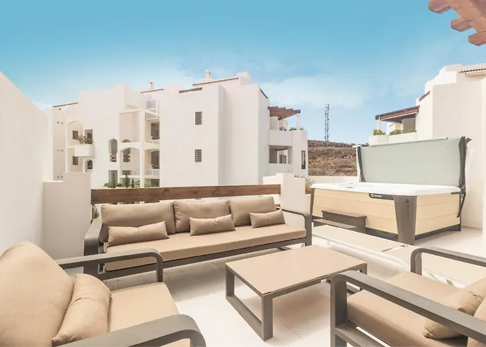 Colinas - Bentor 3,4 Penthouse Pool View & Jacuzzi